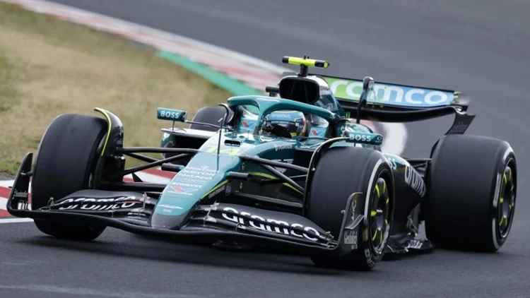 Aston Martin Alonso Imola Fuente: Amrf1